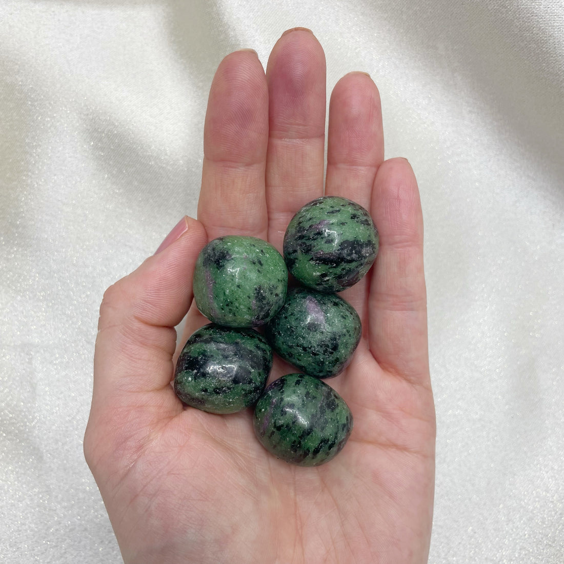 Pietra di Rubyzoisite